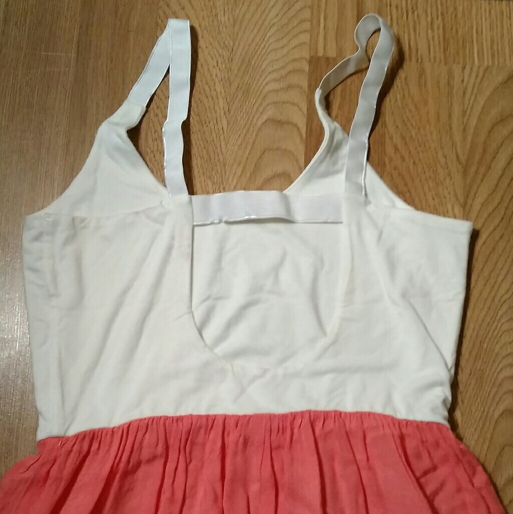 Dress - Picture 2 of 2